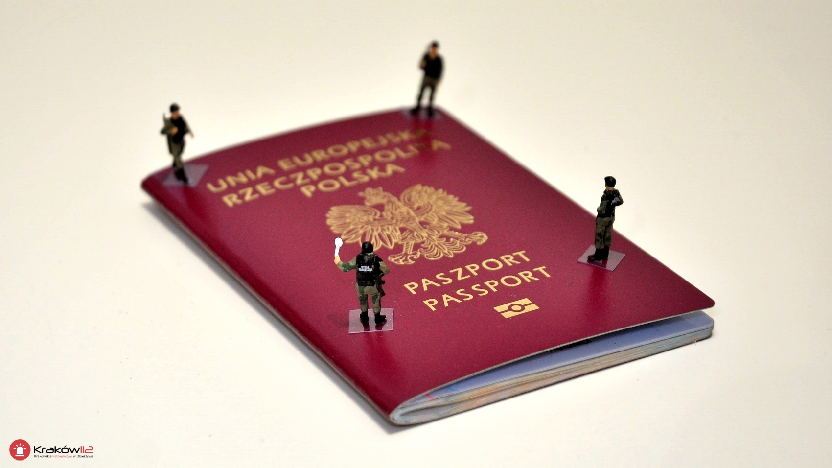 SCENKI FIGURKI 1 straz obraczka